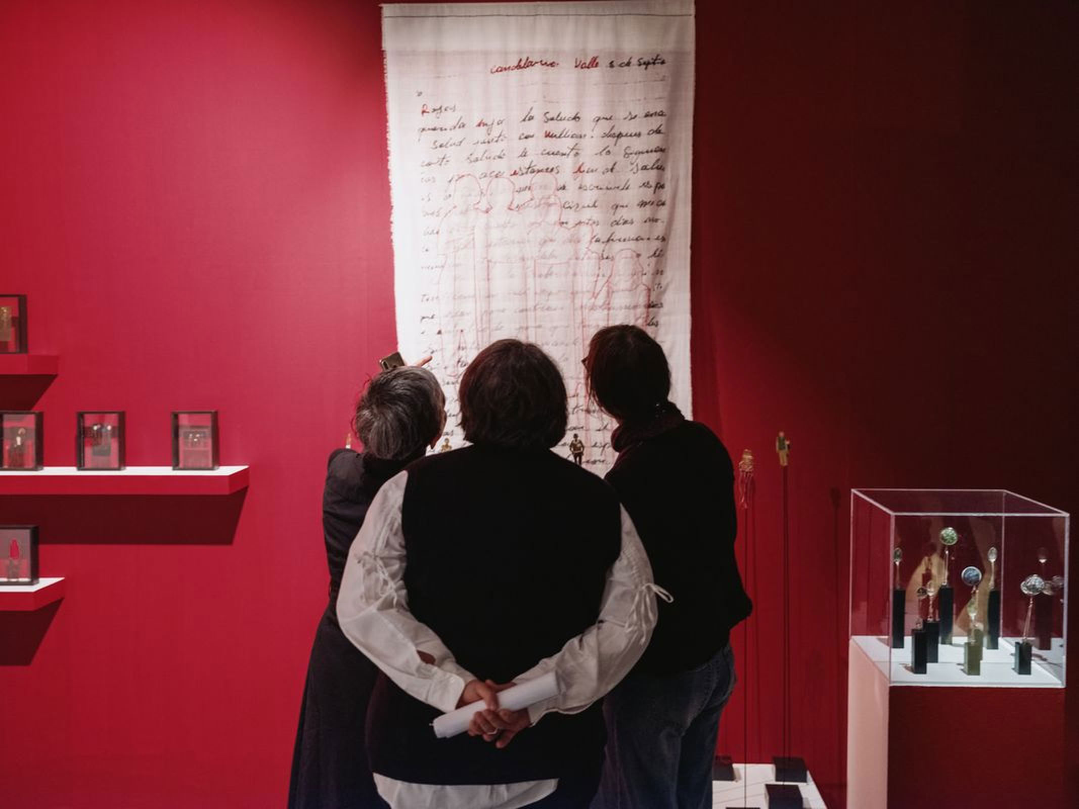 Broder Déborder - Exposition - 14 mars 2024 - Maison Folie de Wazemmes - Lille — At the Maison Folie Wazemmes, filmmaker Dominique Cabrera showcases a collective exhibition Broder Déborder - Women…