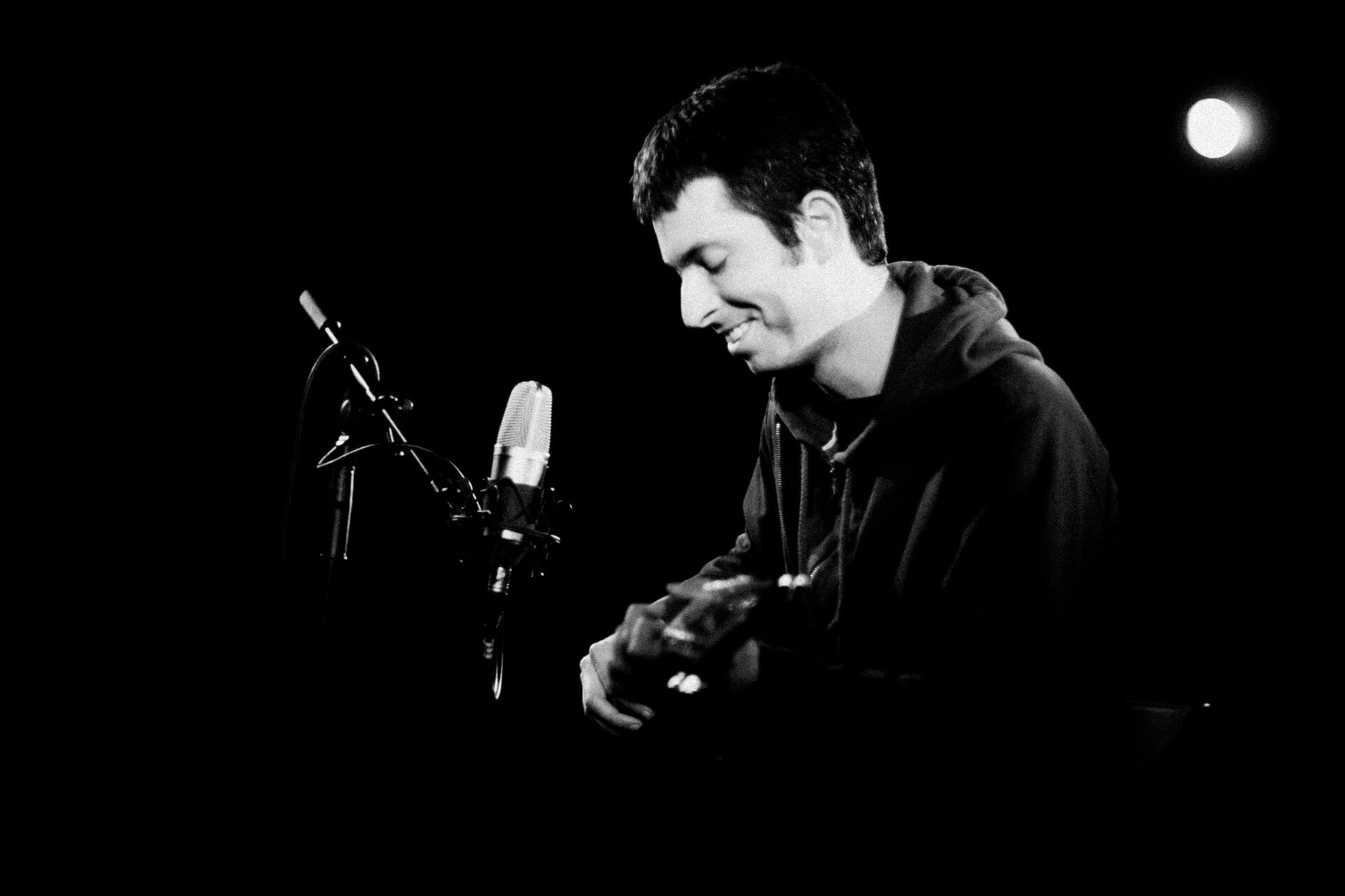 Concert photography — of Micah Blue Smaldone — at La Malterie - Lille — (2007) - Image 4