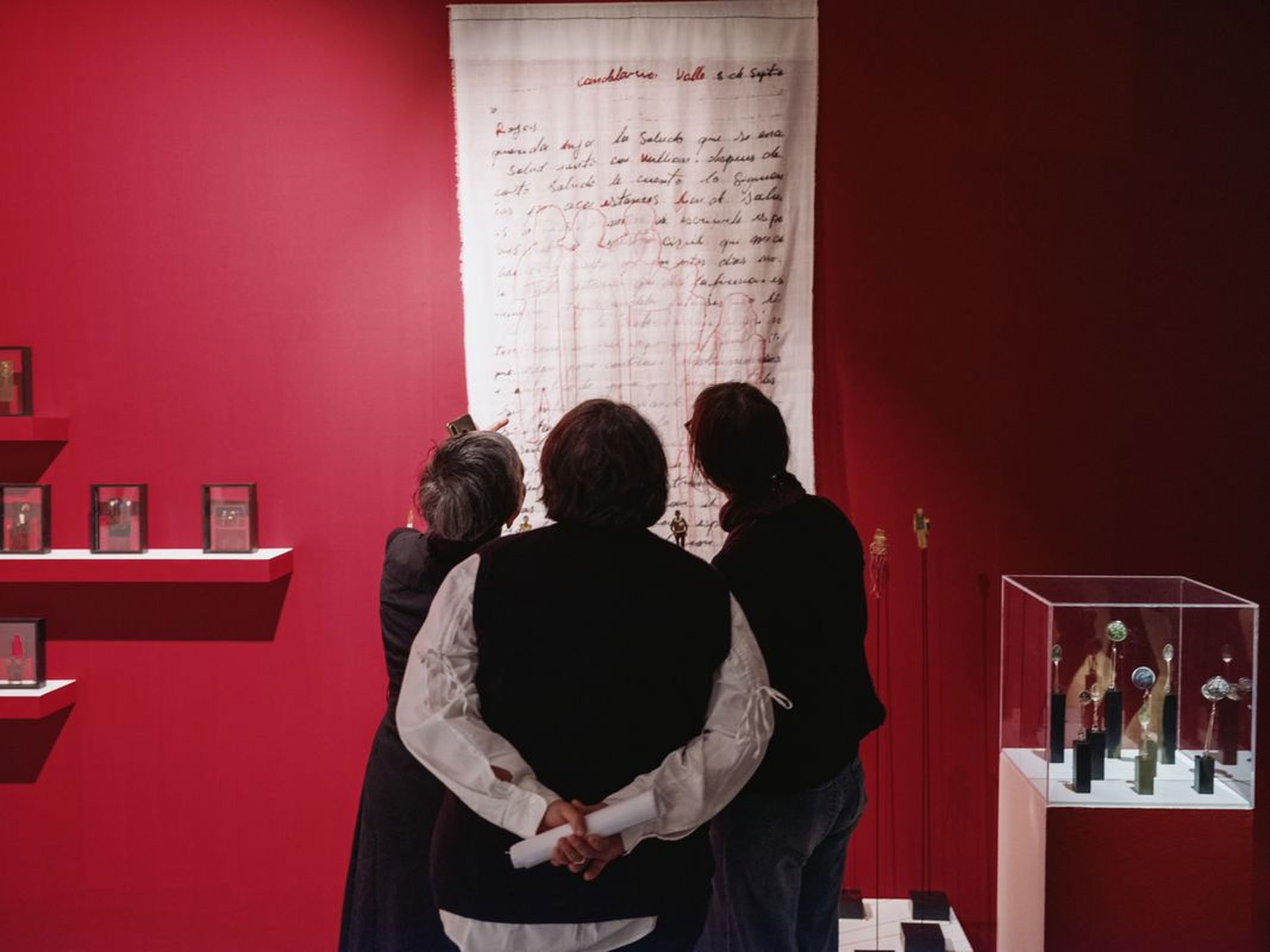 Broder Déborder - Exposition - 14 mars 2024 - Maison Folie de Wazemmes - Lille — At the Maison Folie Wazemmes, filmmaker Dominique Cabrera showcases a collective exhibition \Broder Déborder - Women…