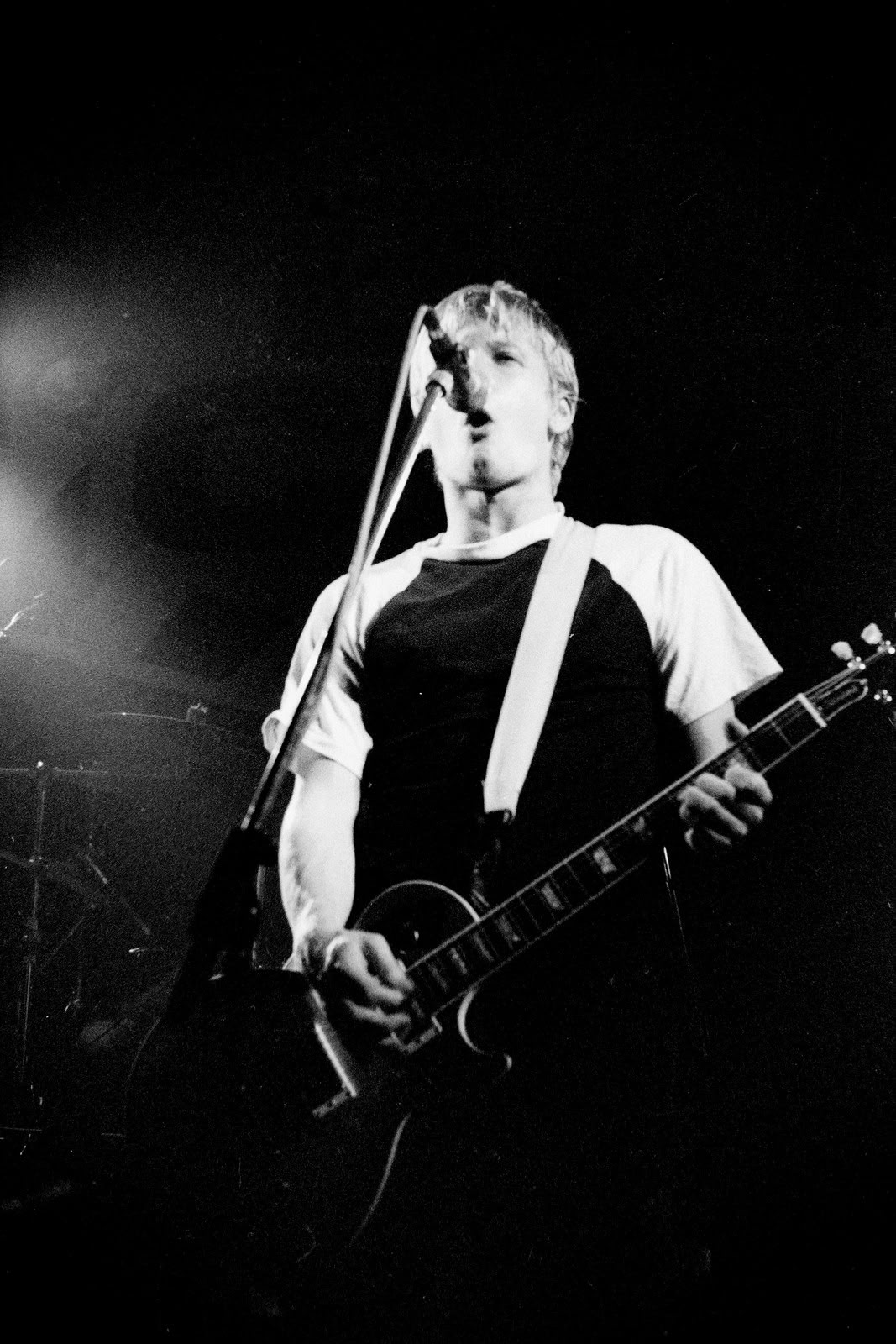 Concert photography — of Baby Chaos — at Le Pharos - Arras — (1995)