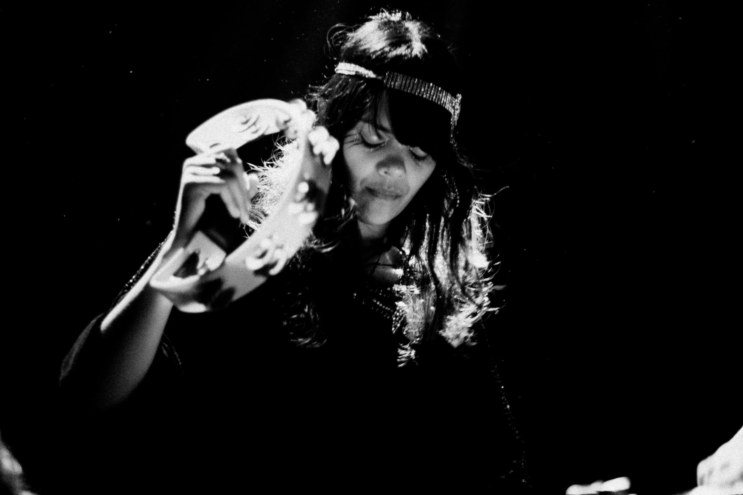 Concert photography — of Bat for Lashes — at Le Grand Mix - Tourcoing — (2007) - Image 16