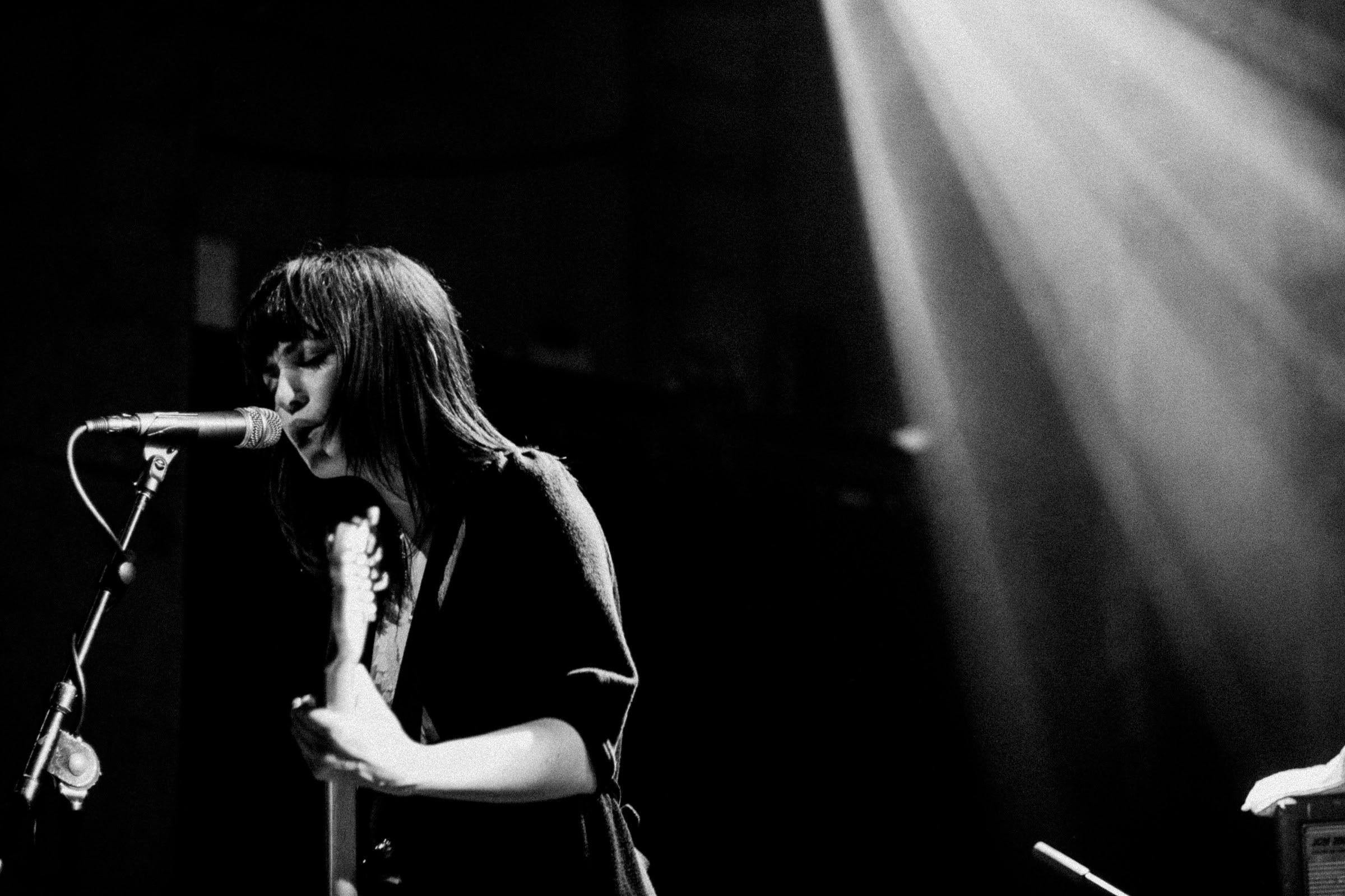 Concert photography — of Blood Red Shoes — at Le Grand Mix - Tourcoing — (2008) - Image 9