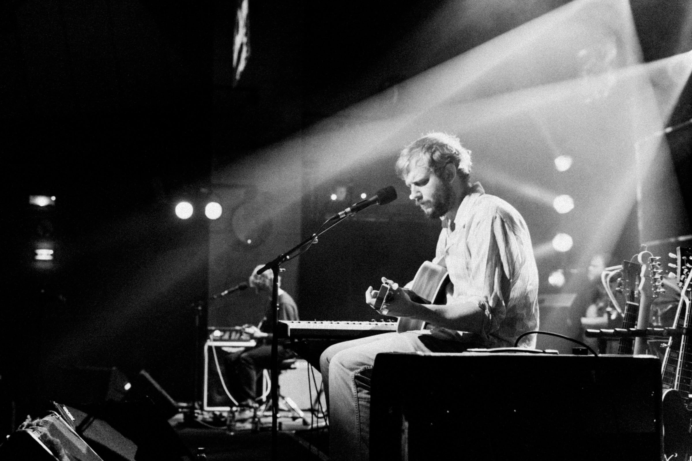 Concert photography — of Bon Iver — at Le Grand Mix - Tourcoing — (2008) - Image 4