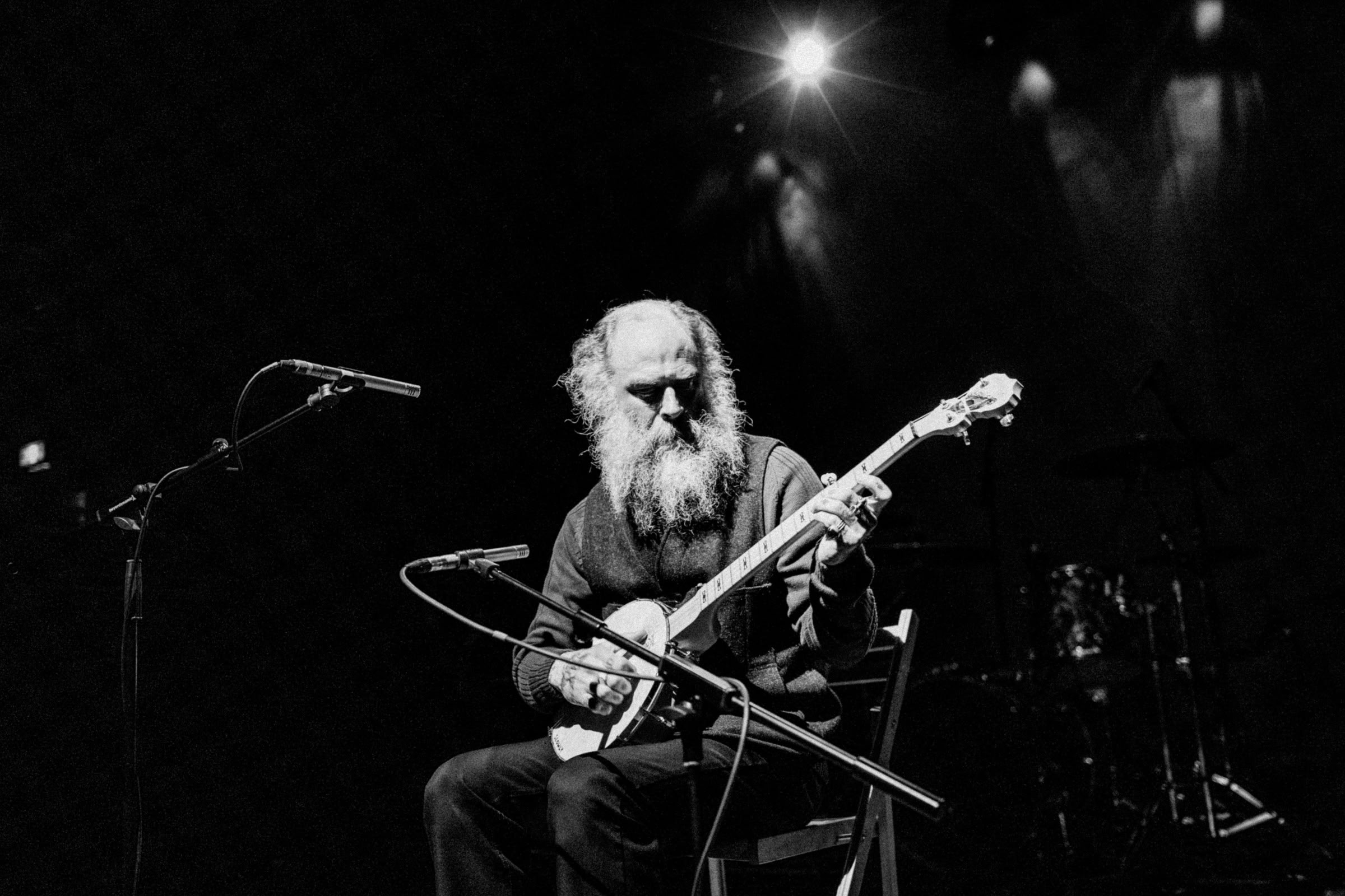 Concert photography — of Daniel Higgs — at 06 décembre 2010 - Koko - Londres — (2023) - Image 4