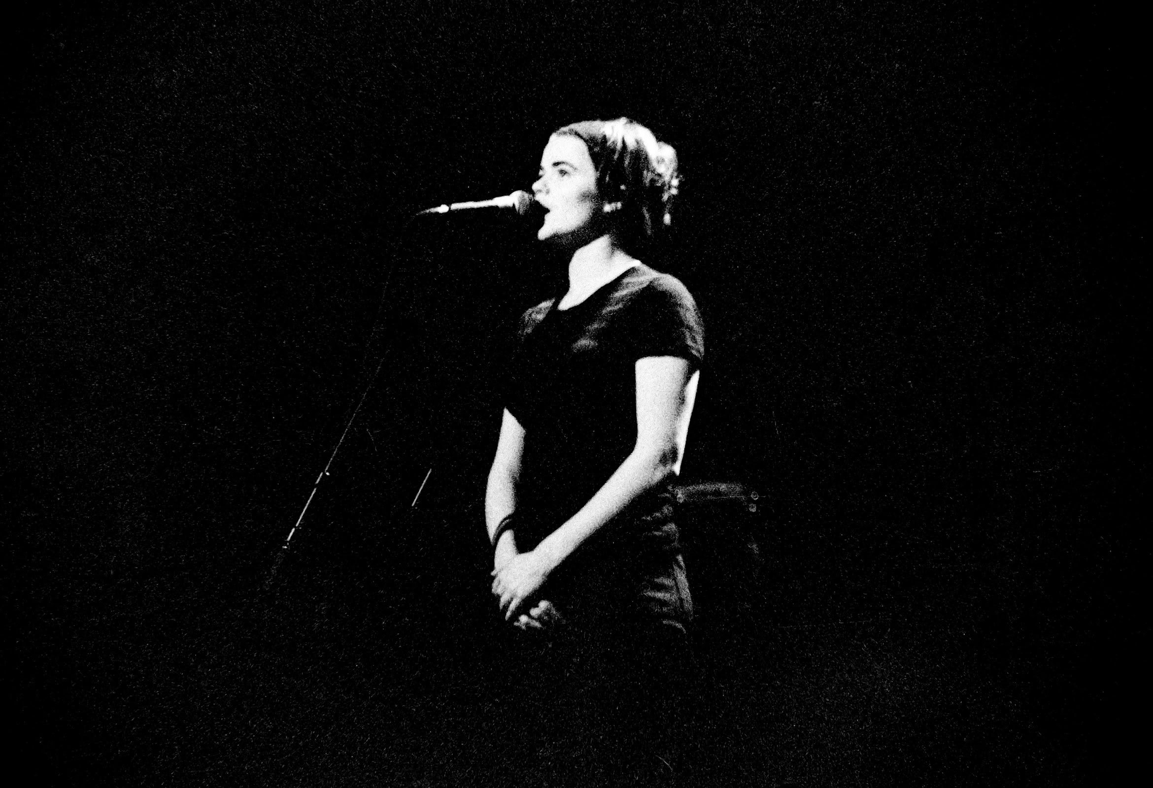 Concert photography — of Dominique A — at Le Pharos - Arras — (1996) - Image 20