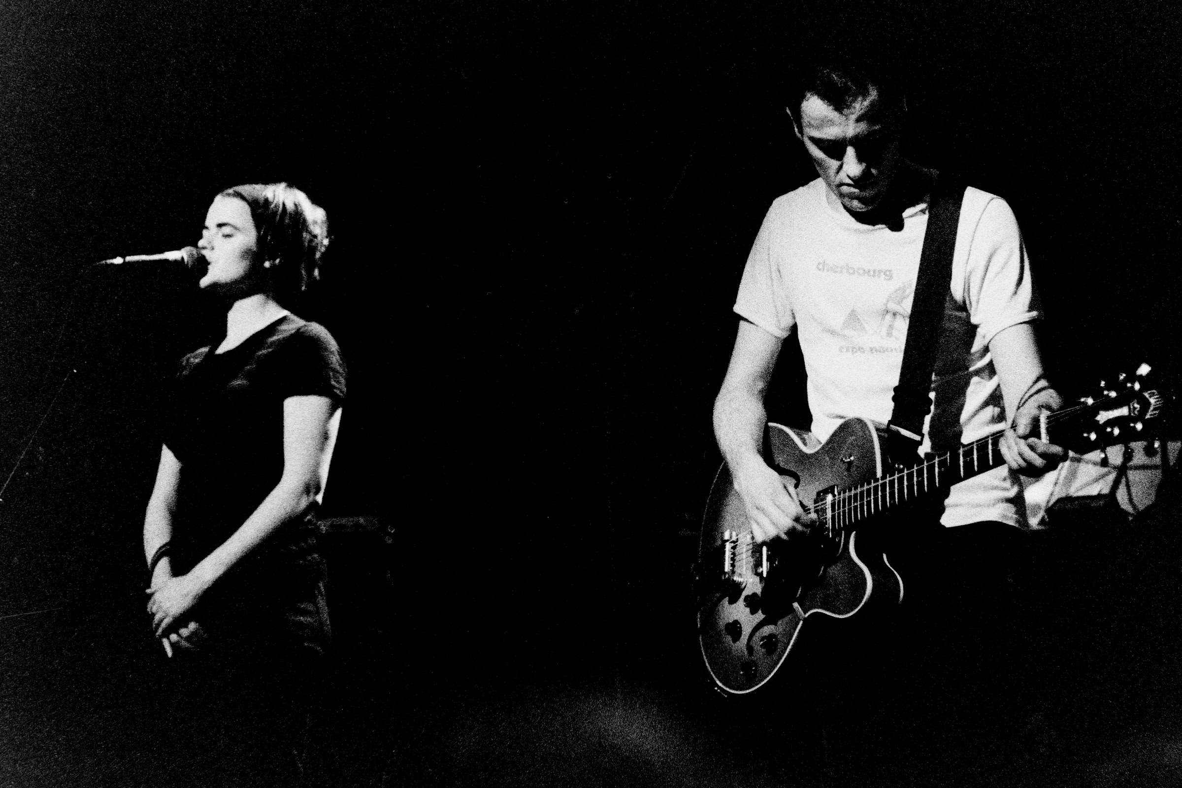 Concert photography — of Dominique A — at Le Pharos - Arras — (1996) - Image 21