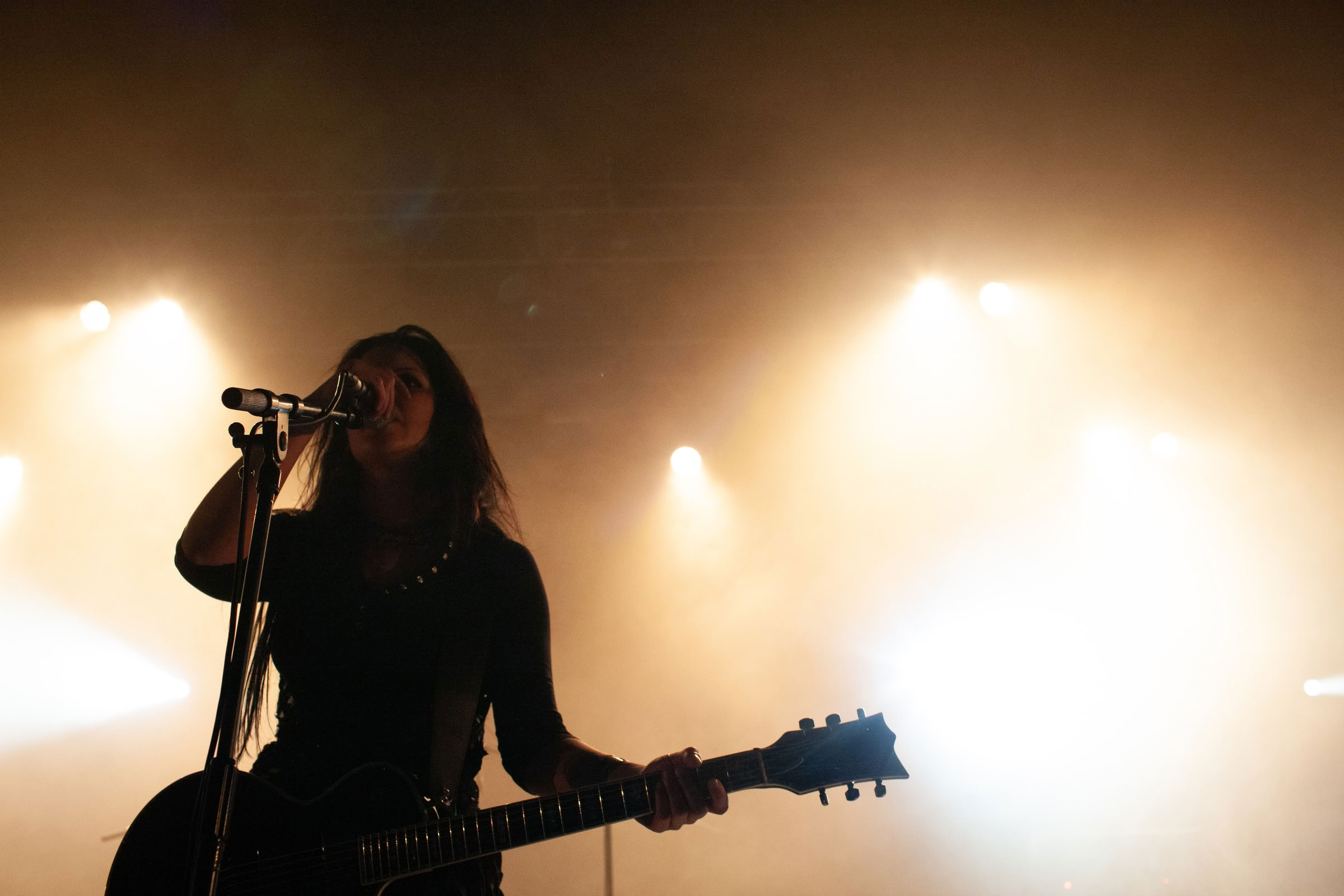 Concert photography — of Dyla Theen — at L'Aeronef - Lille — (2023) - Image 17