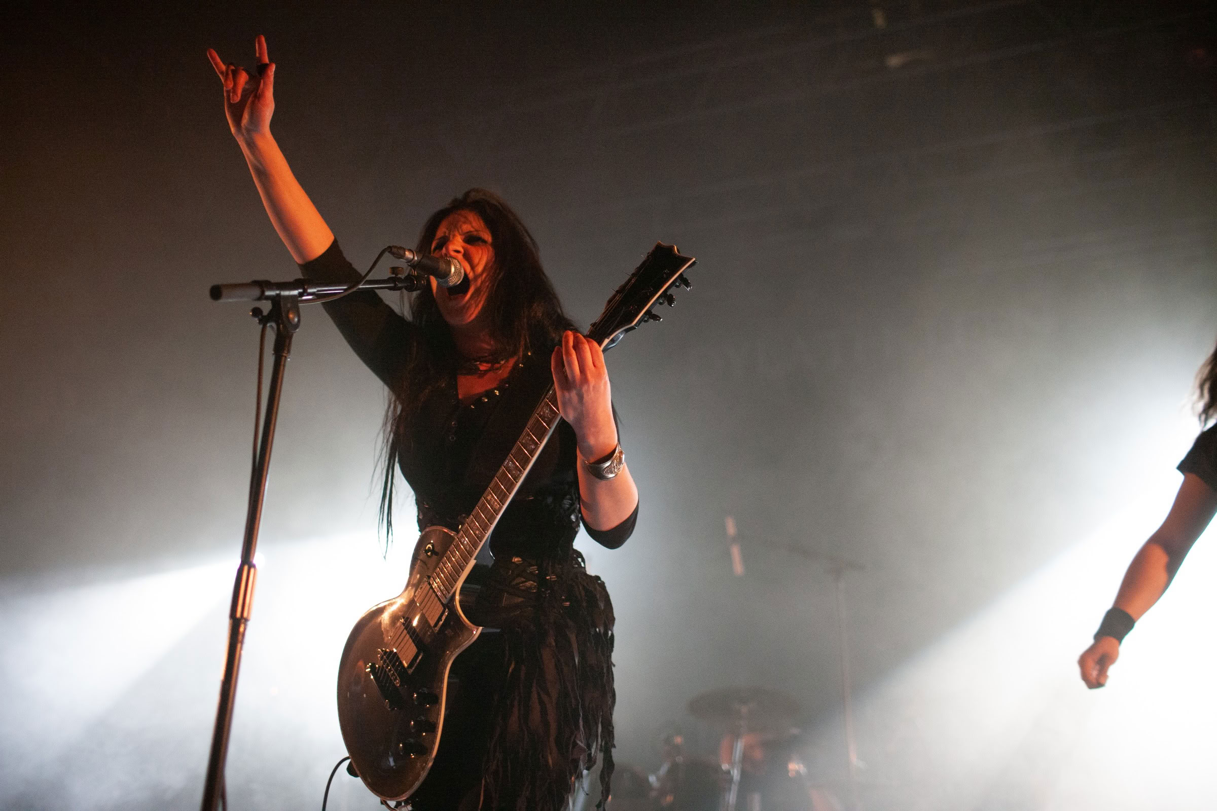 Concert photography — of Dyla Theen — at L'Aeronef - Lille — (2023) - Image 33