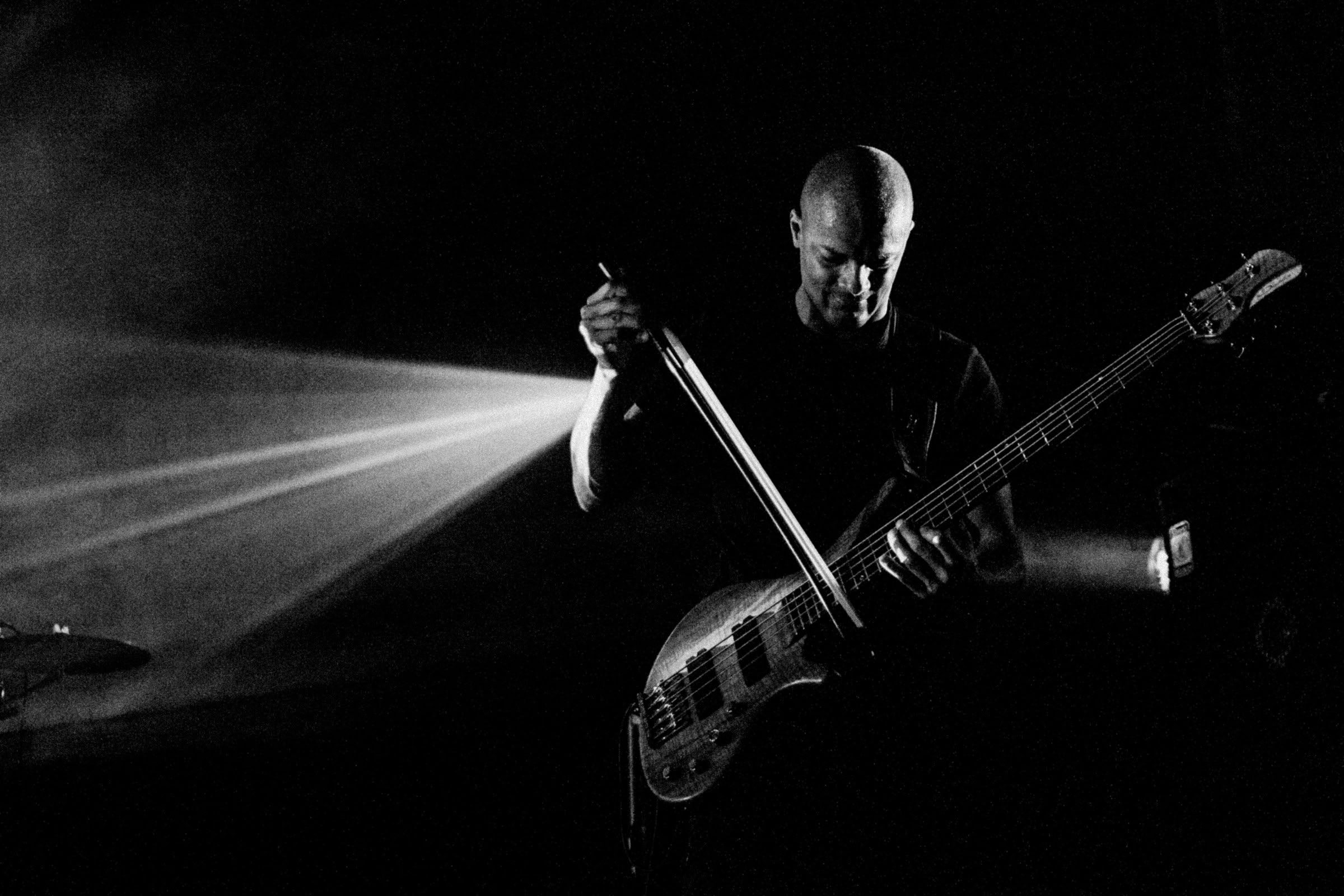 Concert photography — of Ez3kiel — at 1er April 2004 - Le Splendid - Lille — (2023) - Image 6