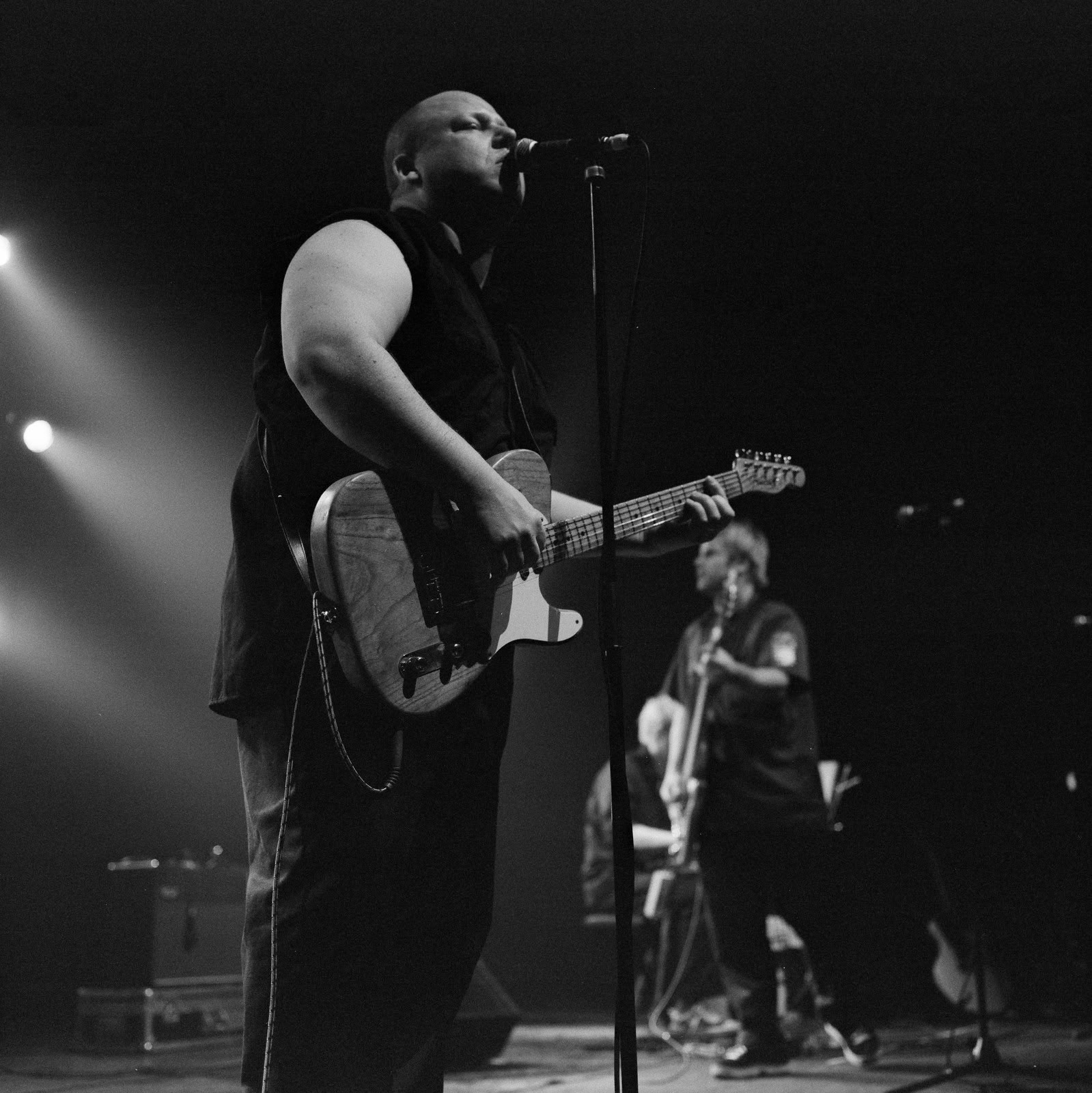 Concert photography — of Frank Black and the Catholics — at L'Aeronef - Lille — (2001) - Image 12