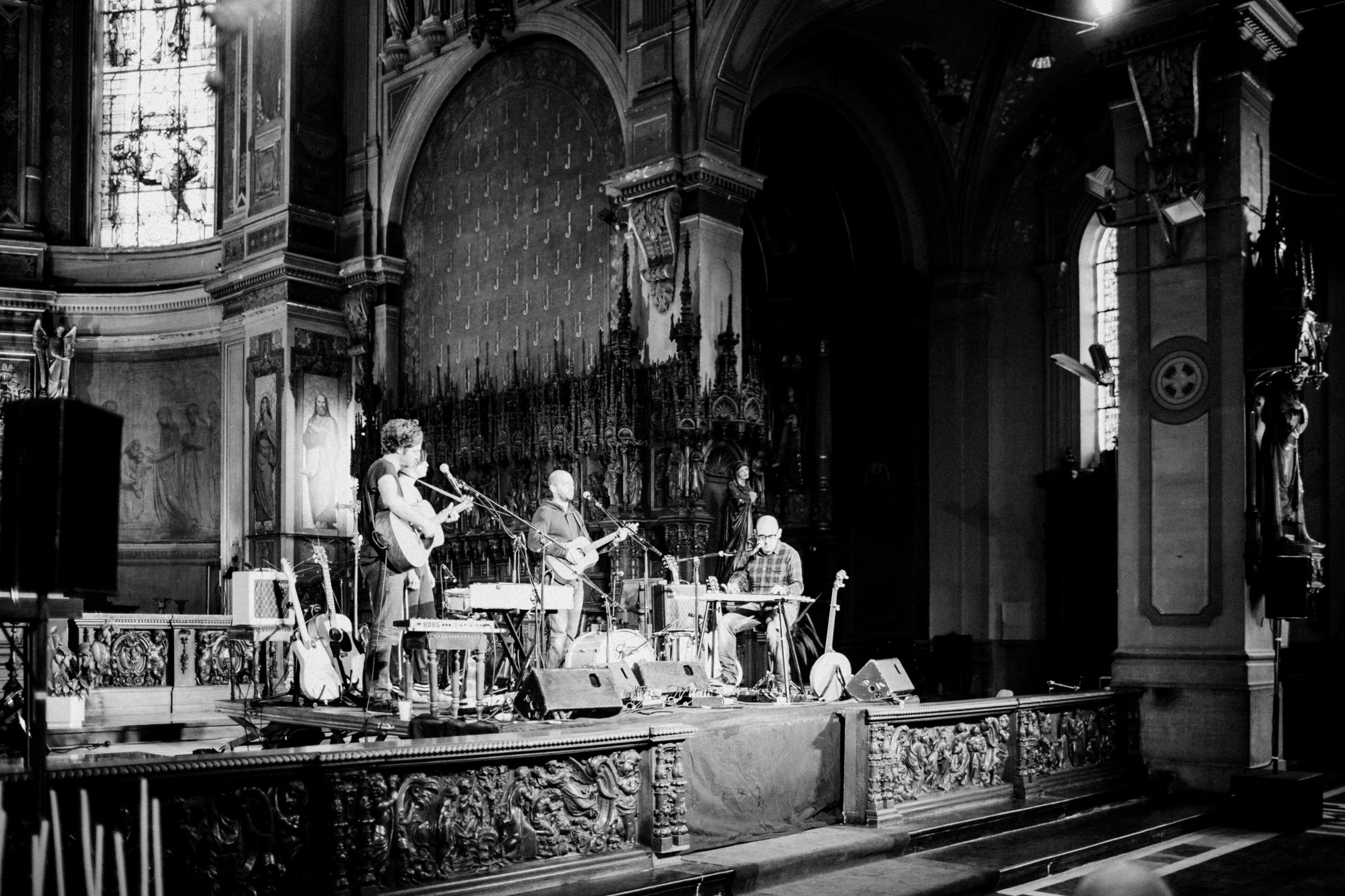 Concert photography — of Isbells — at Le Grand Mix - Tourcoing — (2011) - Image 5