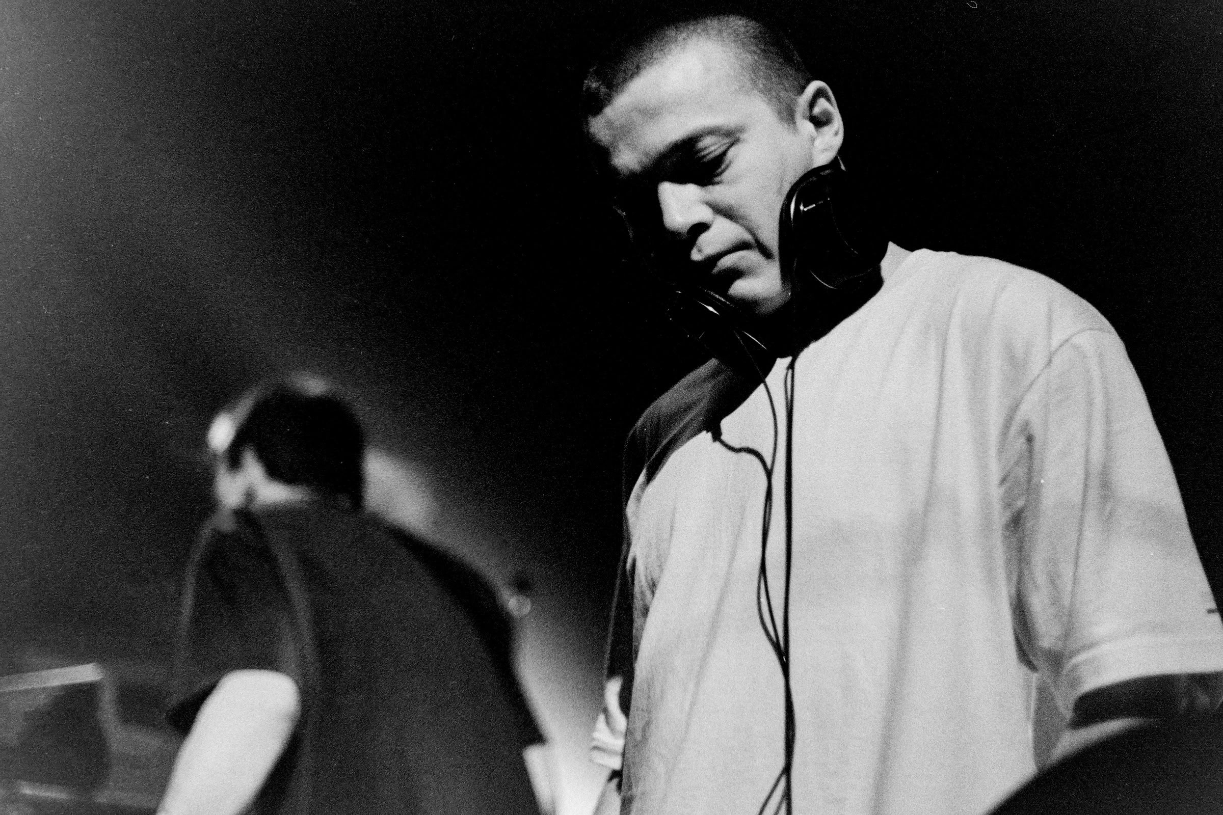 Concert photography — of Junkie XL — at February 1998 - L'Aéronef - Lille — (2023) - Image 3