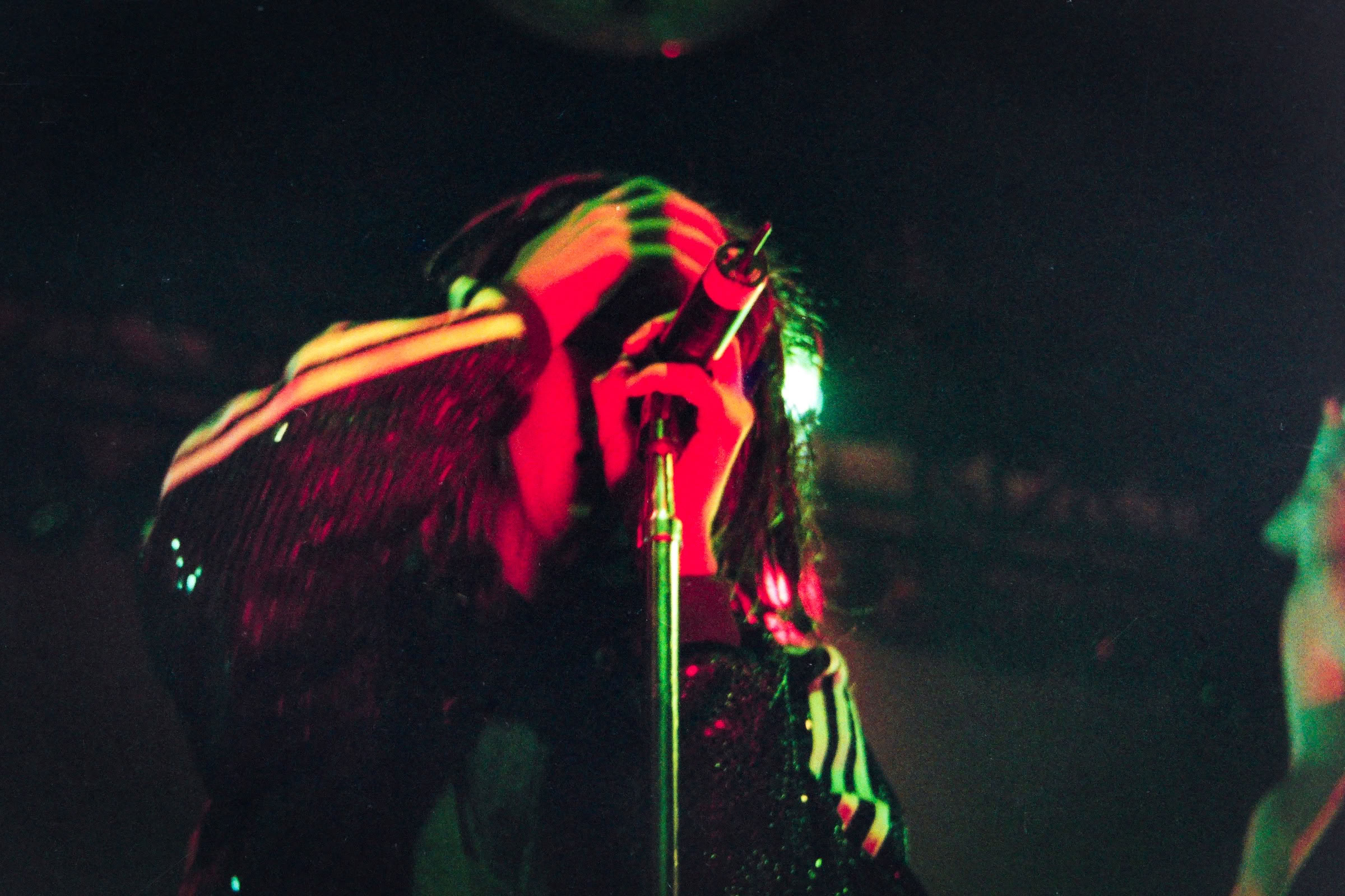 Concert photography — of Korn — at L'Aeronef - Lille — (1997) - Image 9