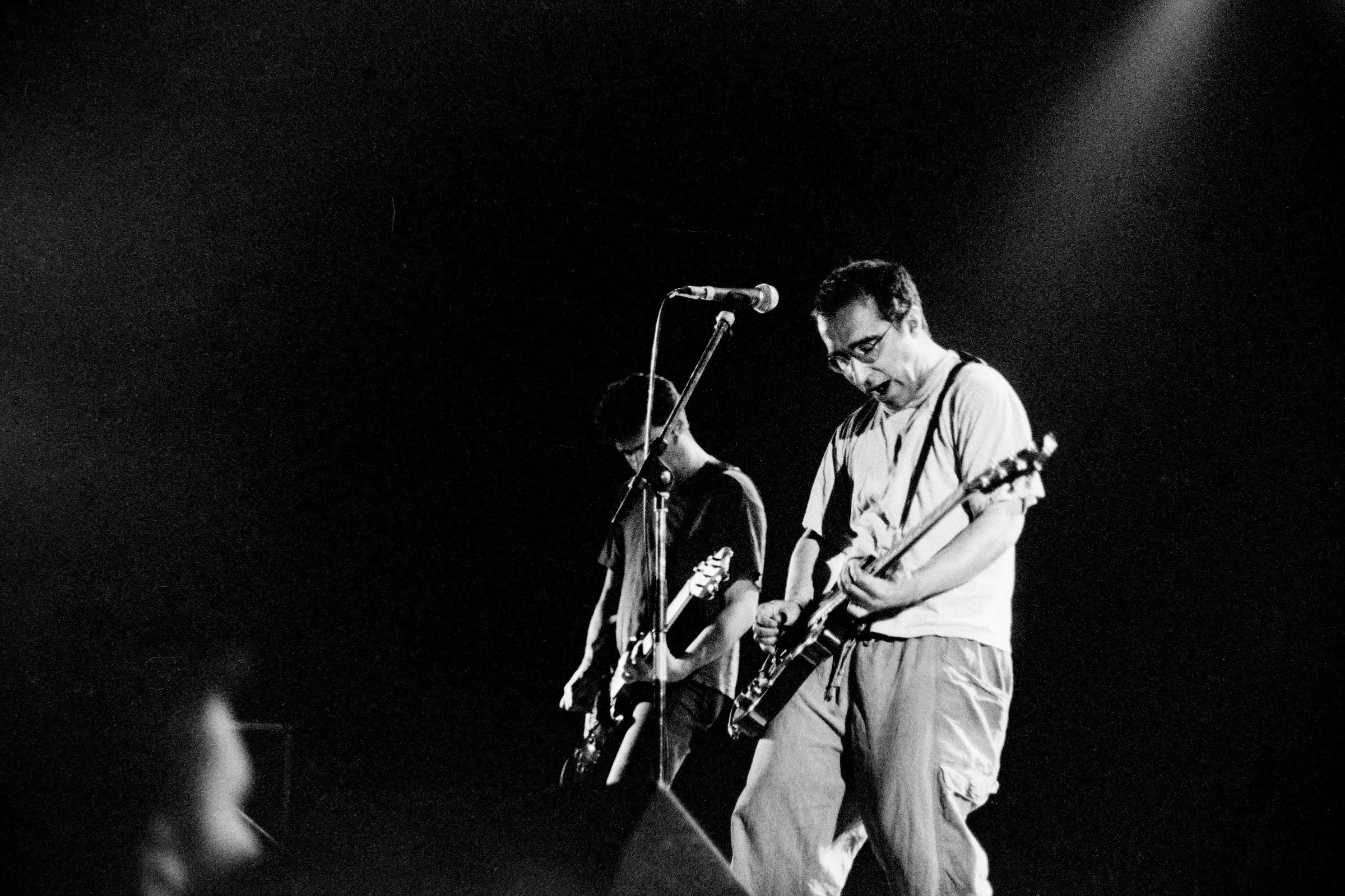 Concert photography — of Les Thugs — at L'Aeronef - Lille — (1999) - Image 5