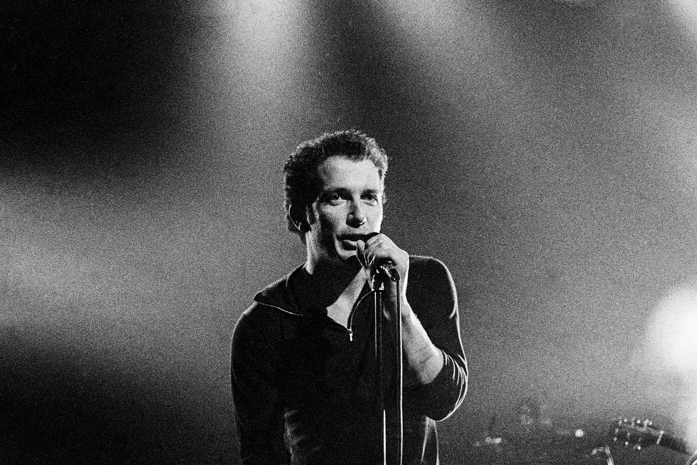 Concert photography — of Miossec — at 1999 - Le Pharos - Arras — (2023) - Image 9