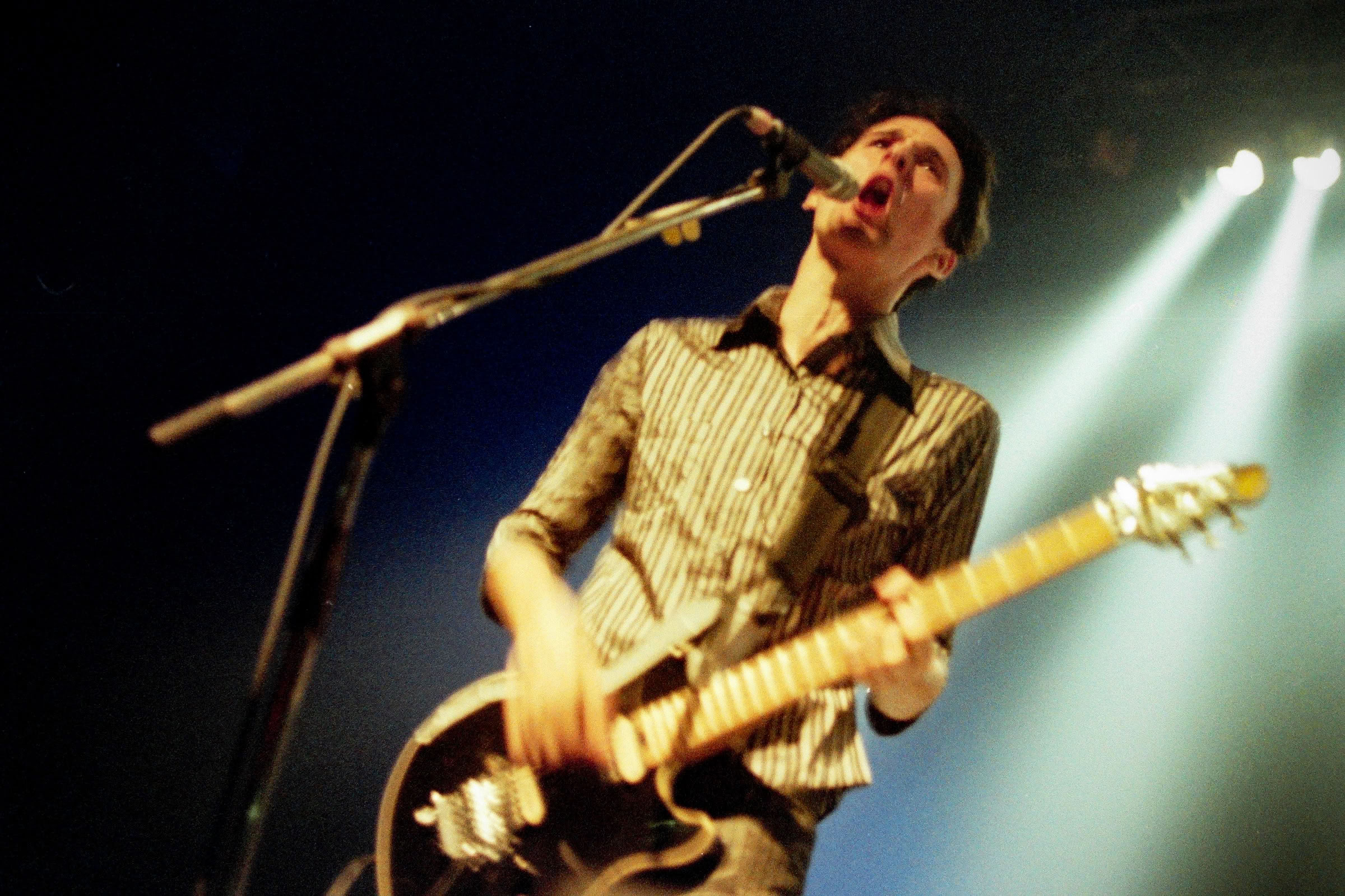 Concert photography — of Muse — at L'Aeronef - Lille — (1999) - Image 3