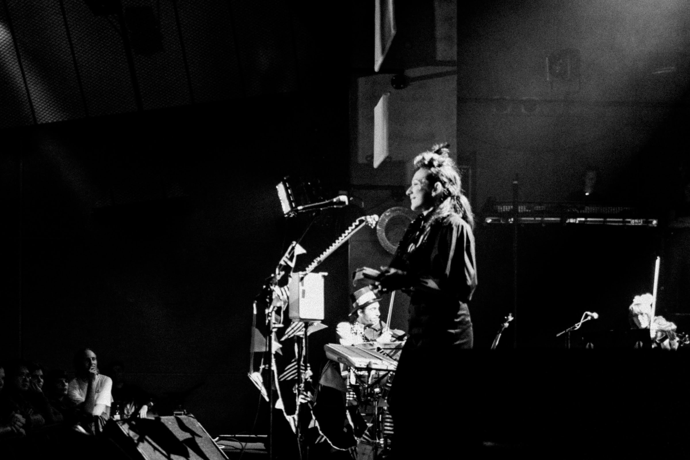 Concert photography — of My Brightest Diamond — at Le Grand Mix - Tourcoing — (2008) - Image 3