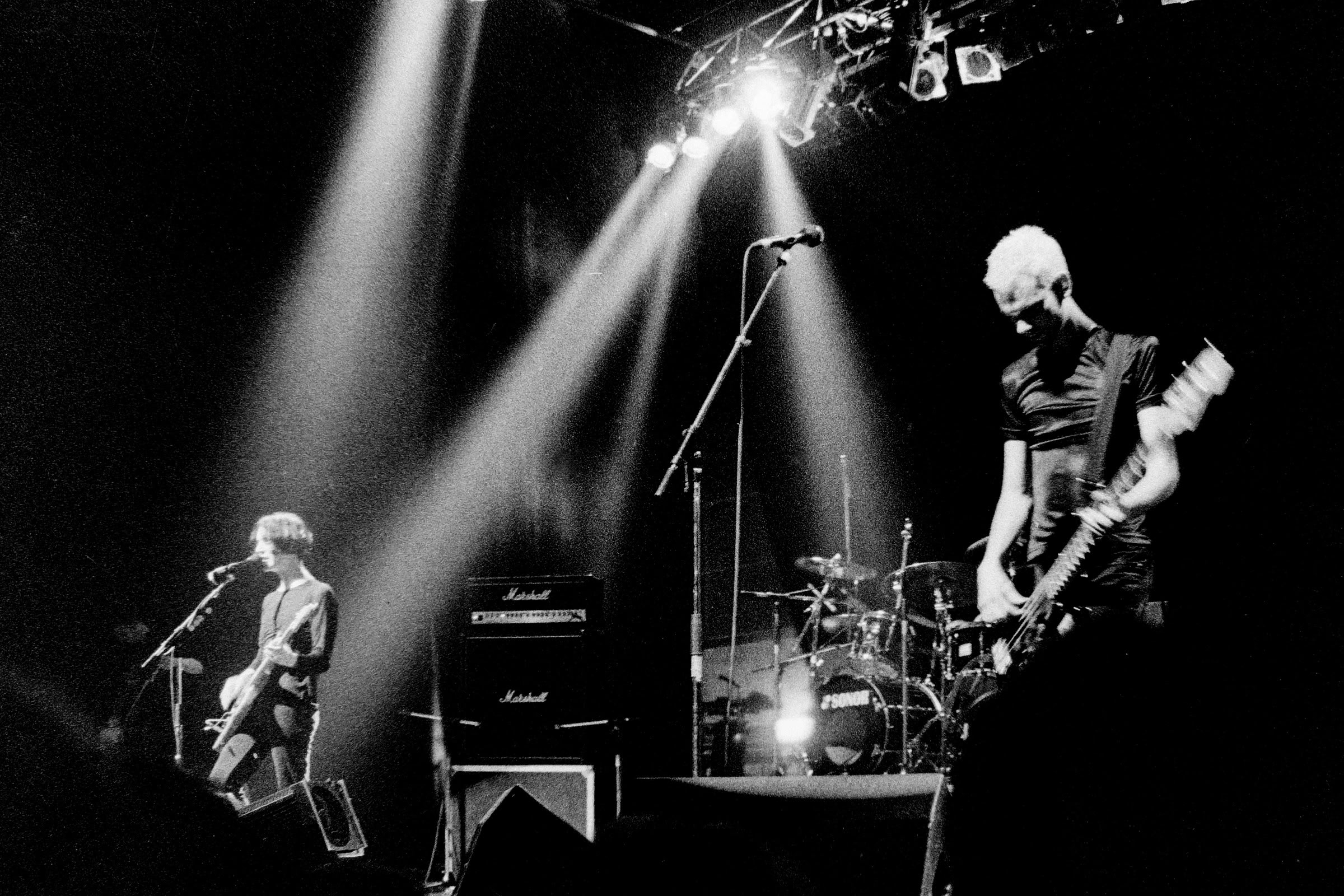 Concert photography — of Placebo — at L'Aeronef - Lille — (1996) - Image 13