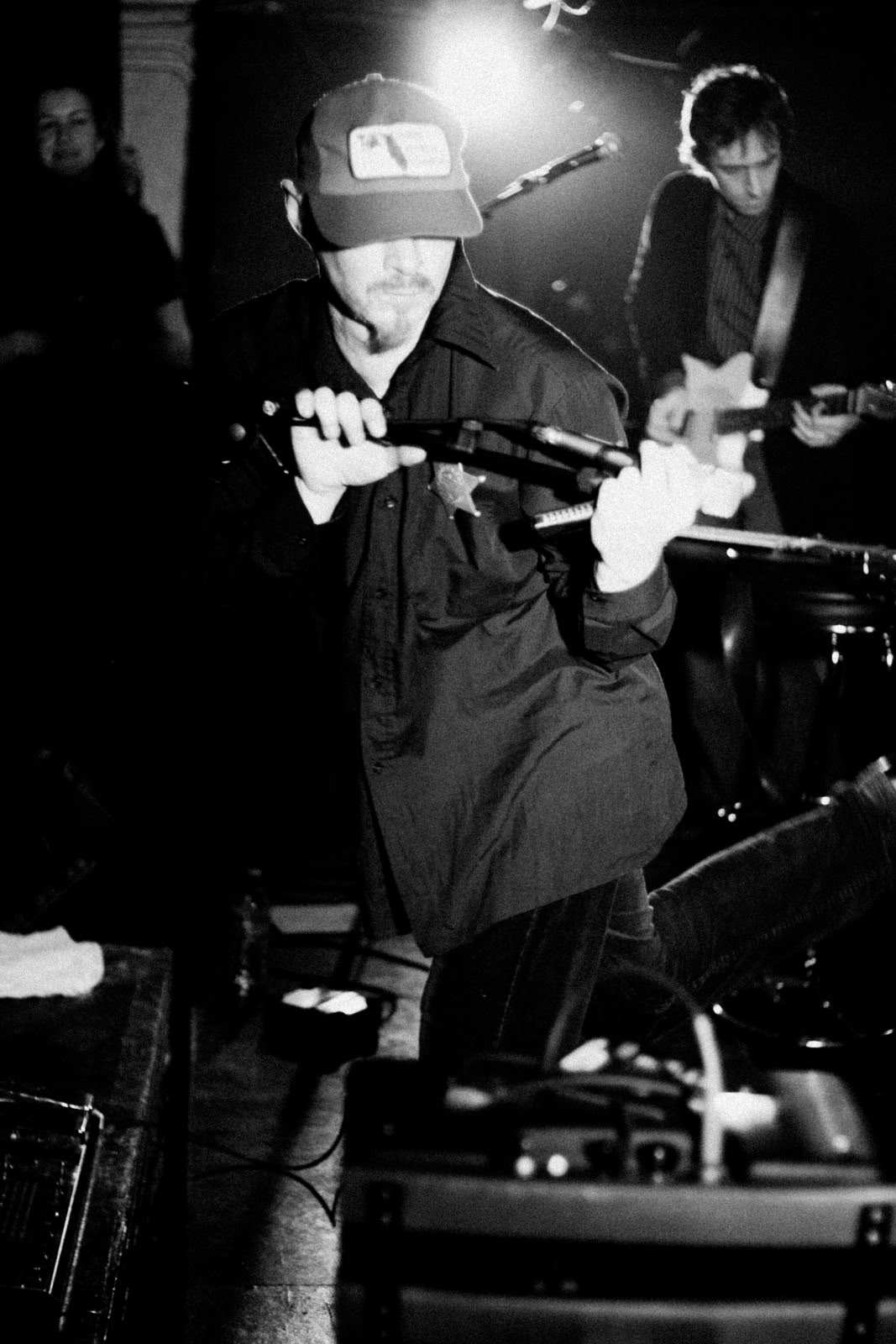 Concert photography — of RED — at La Cave aux poetes - Roubaix — (2005) - Image 10