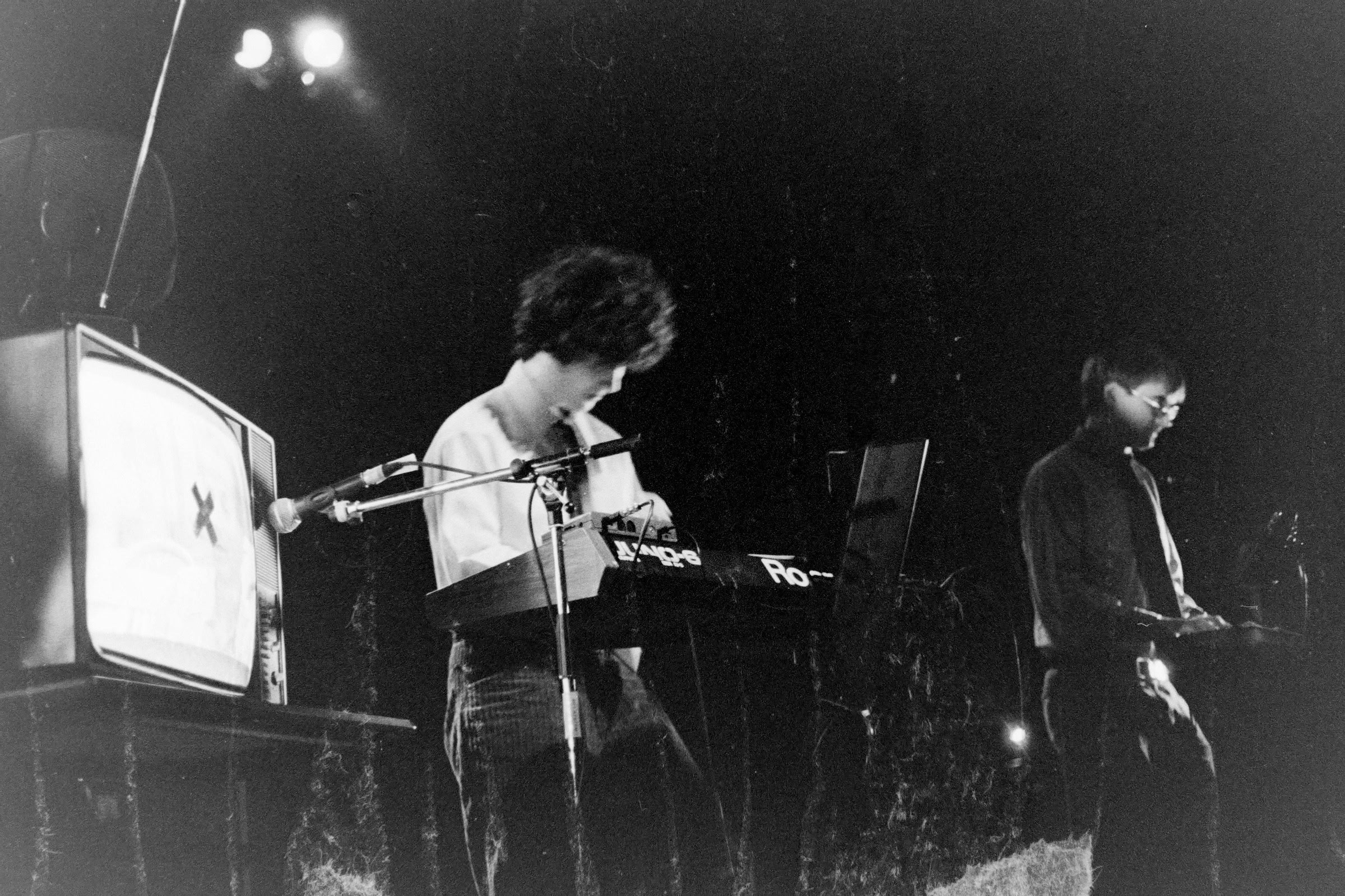 Concert photography — of Salaryman — at L'Aeronef - Lille — (1999) - Image 4