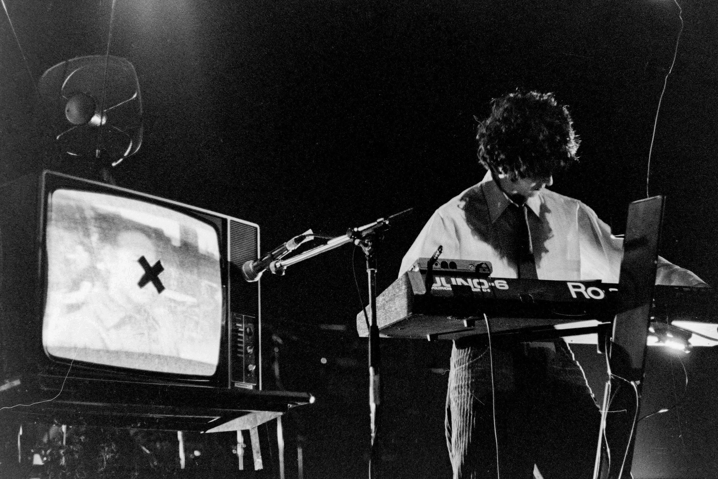 Concert photography — of Salaryman — at L'Aeronef - Lille — (1999) - Image 5