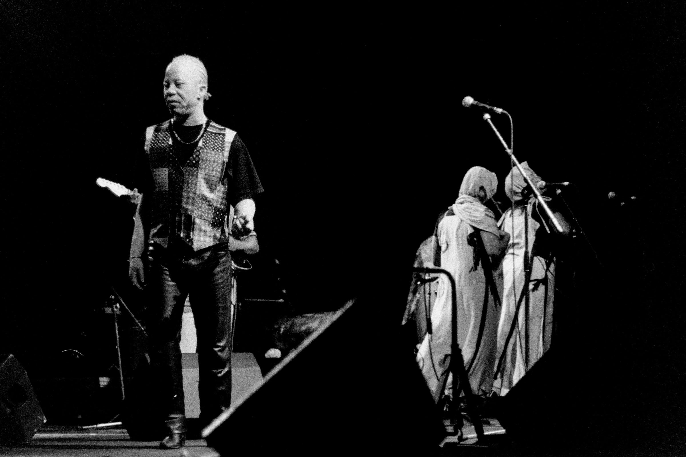 Concert photography — of Salif Keita — at L'Aeronef - Lille — (1999) - Image 3