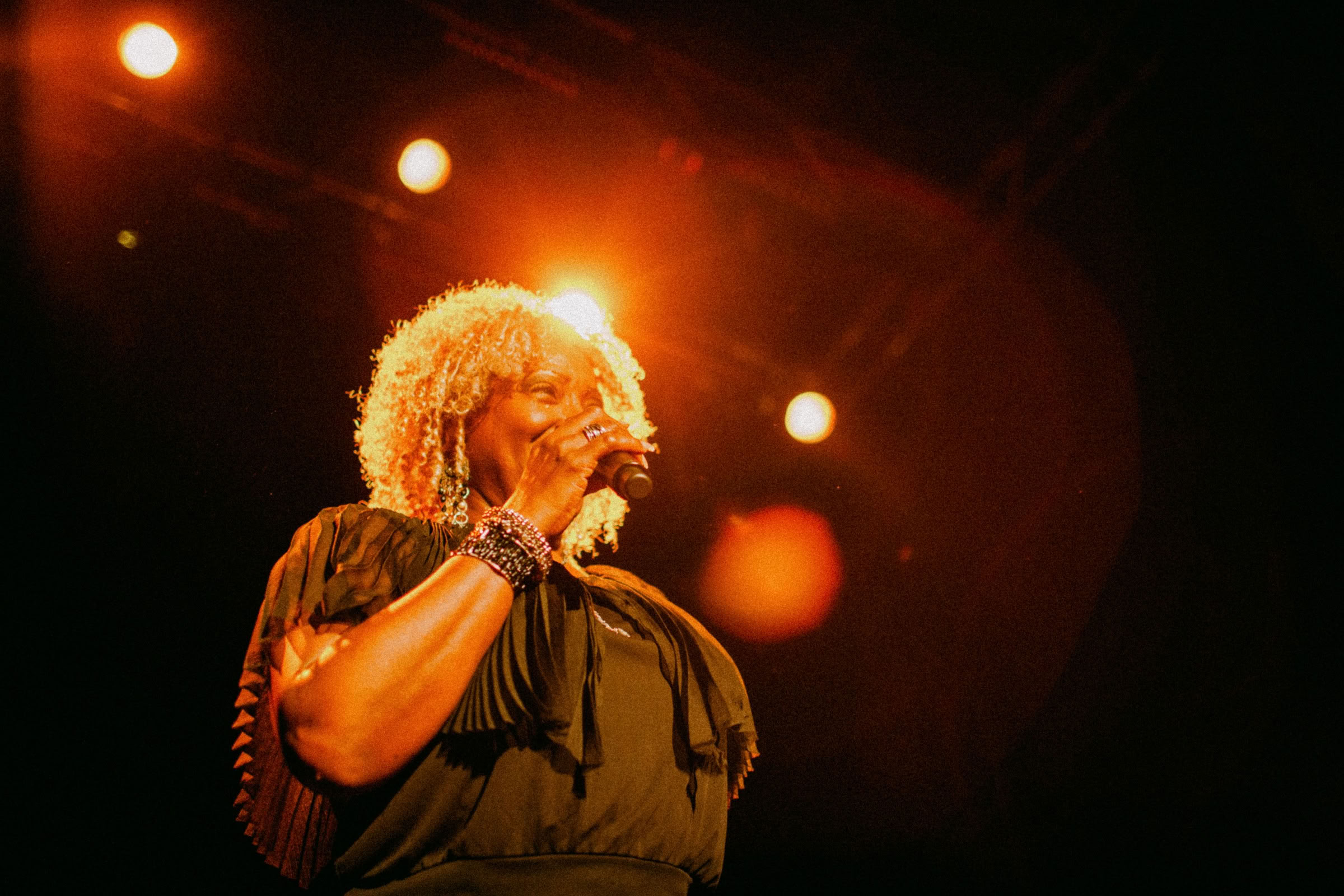 Concert photography — of Sporto Kantès + Gong Gong — at Le Grand Mix - Tourcoing — (2023) - Image 6