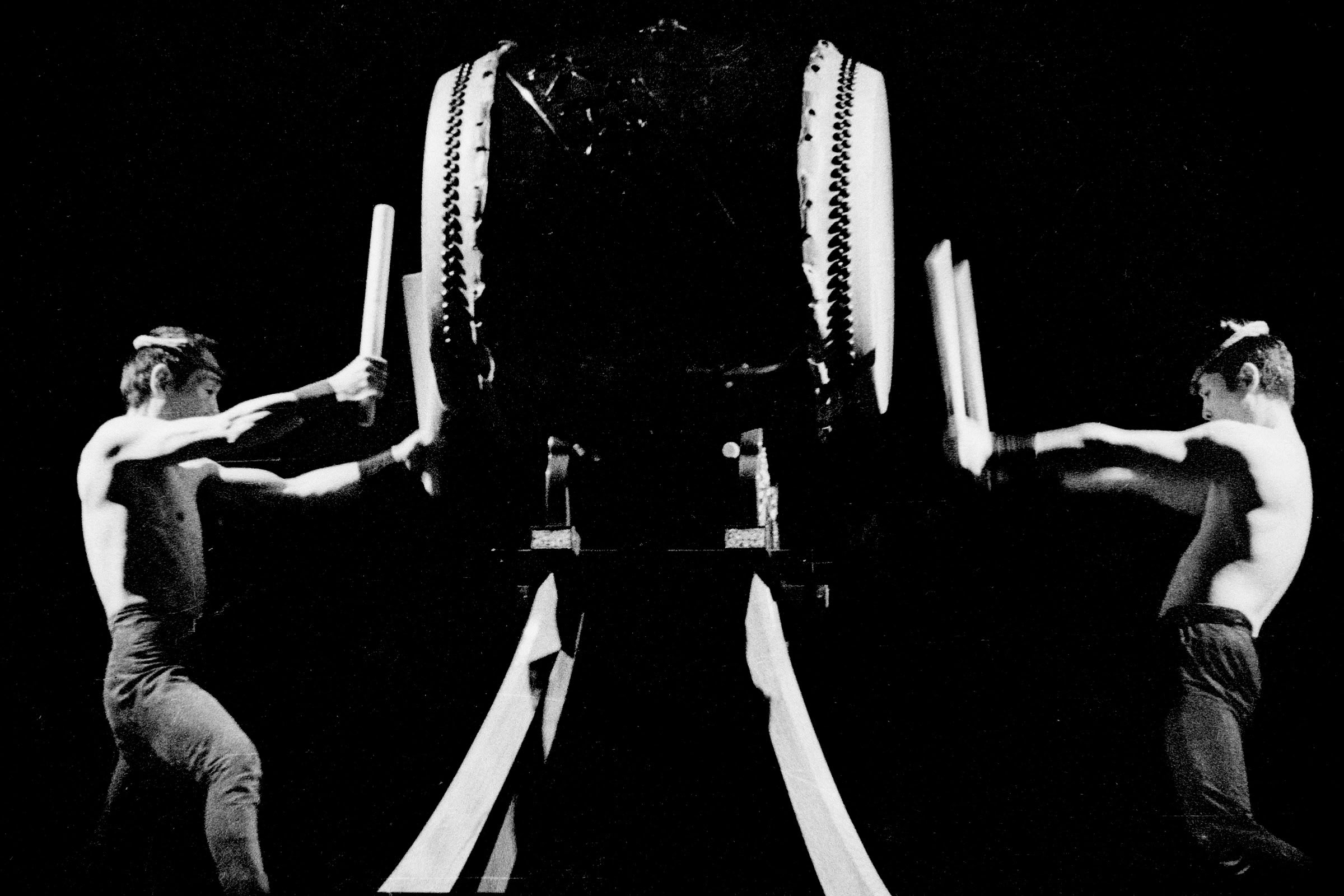 Concert photography — of Taiko Drum — at 1999 - L'Aeronef - Lille — (2023) - Image 11