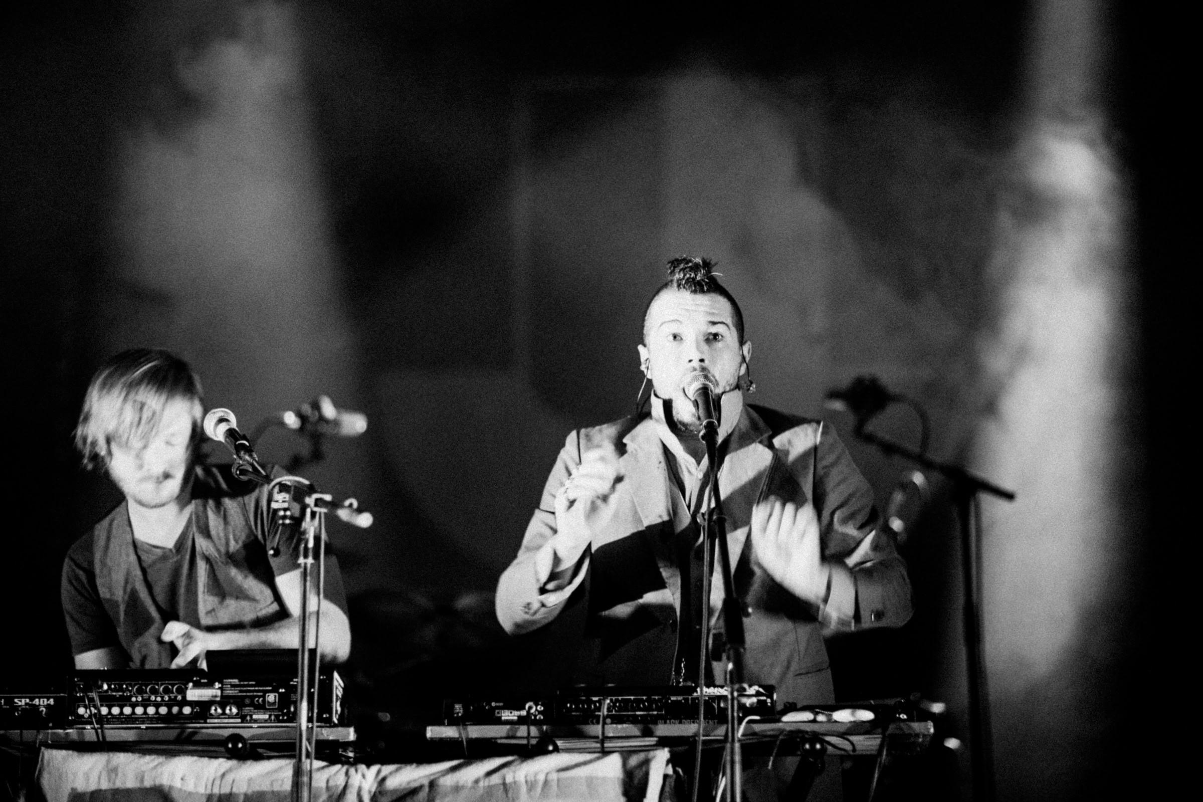 Concert photography — of Themselves — at L'Aeronef - Lille — (2009)