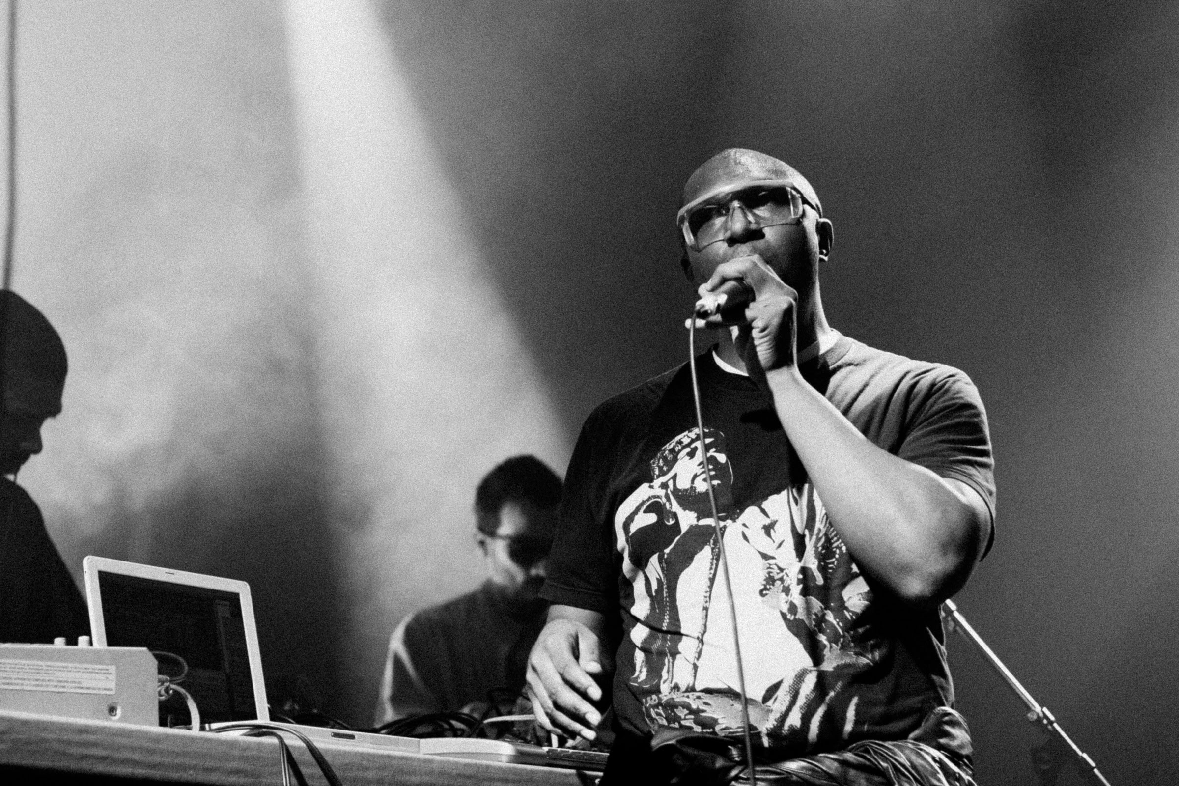 Concert photography — of Antipop Consortium — at Le Printemps de Bourges - Bourges — (2008) - Image 5