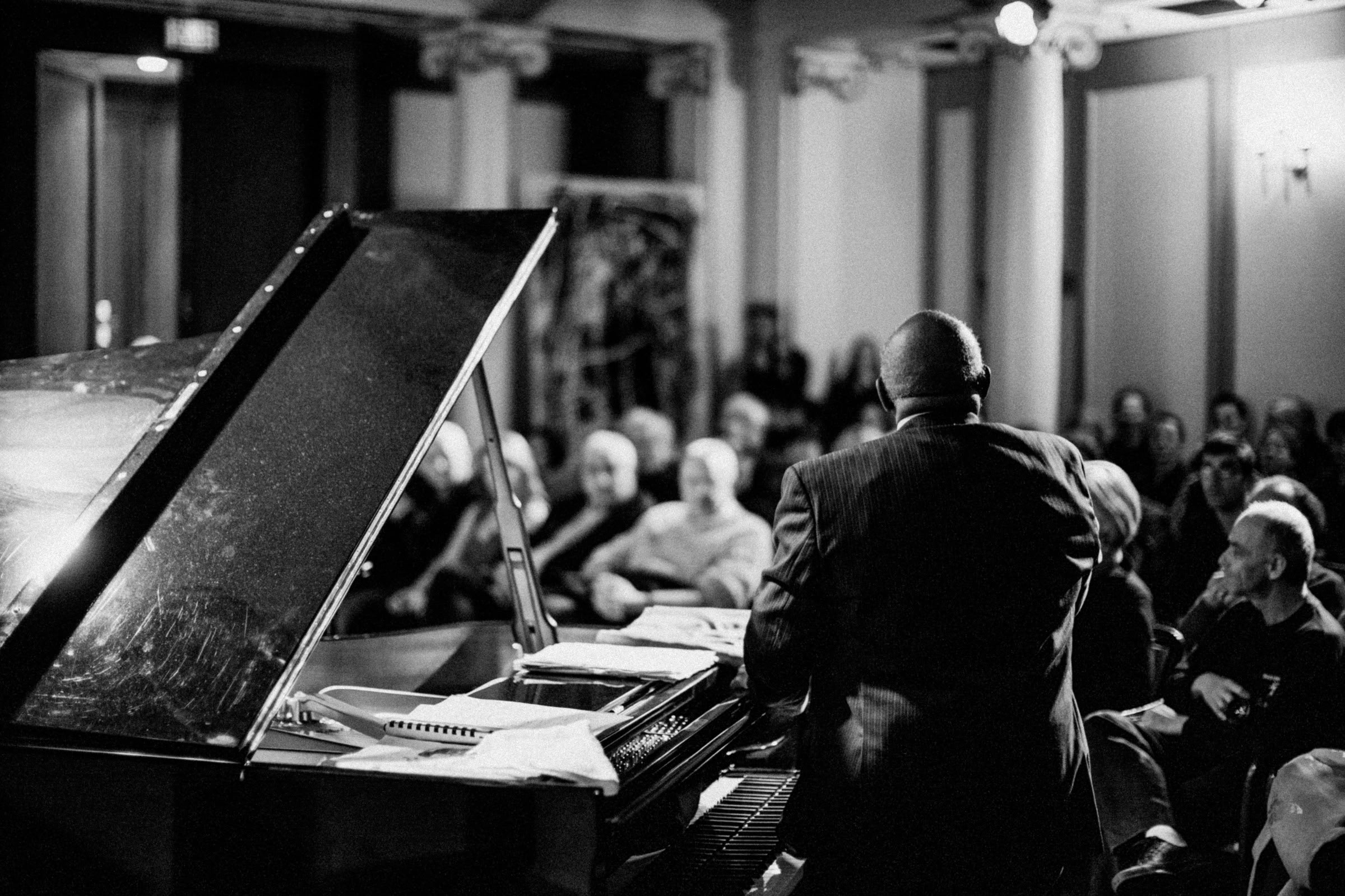Concert photography — of Oliver Jones — at Jazzy Colors - Paris — (2008) - Image 7